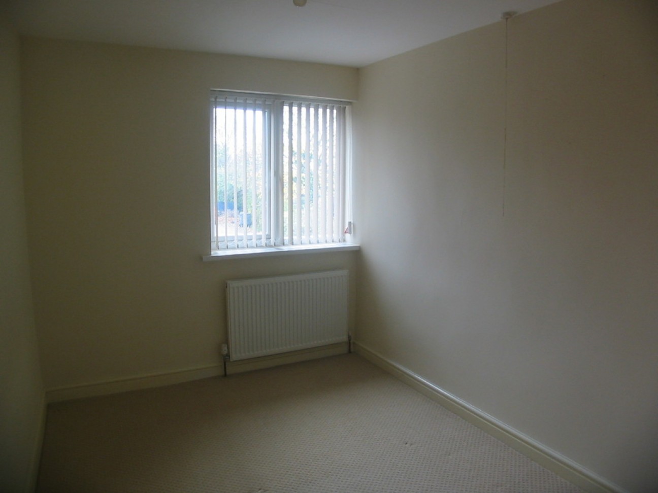 St. Ives Close, Tamworth, B79 8HL