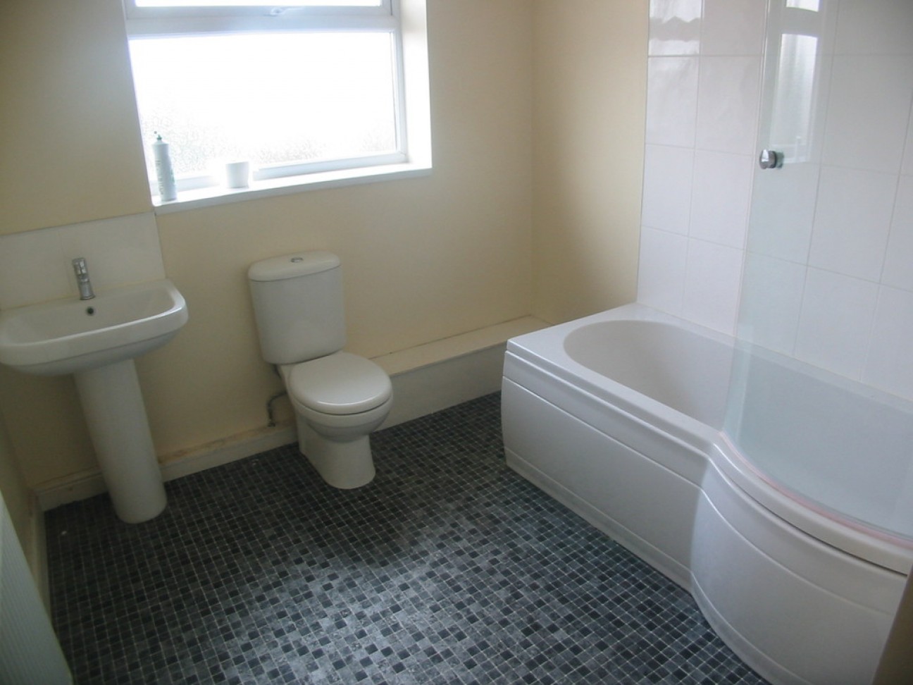 St. Ives Close, Tamworth, B79 8HL