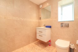 Barcliffe Mews, Barcliffe Avenue, B77 2BN