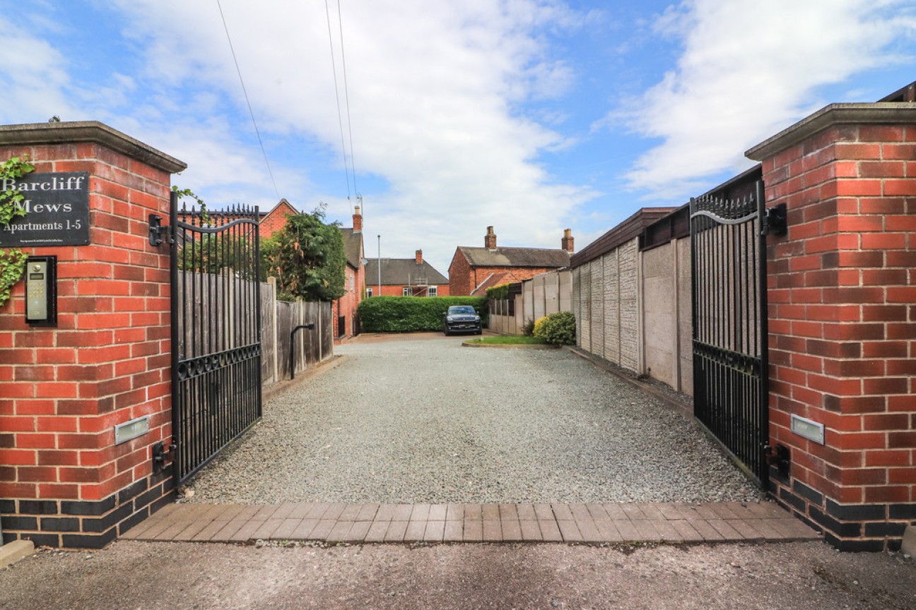 Barcliffe Mews, Barcliffe Avenue, B77 2BN