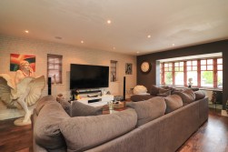 Chapel Drive, Mile Oak