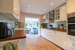 Kensington Drive, Tamworth