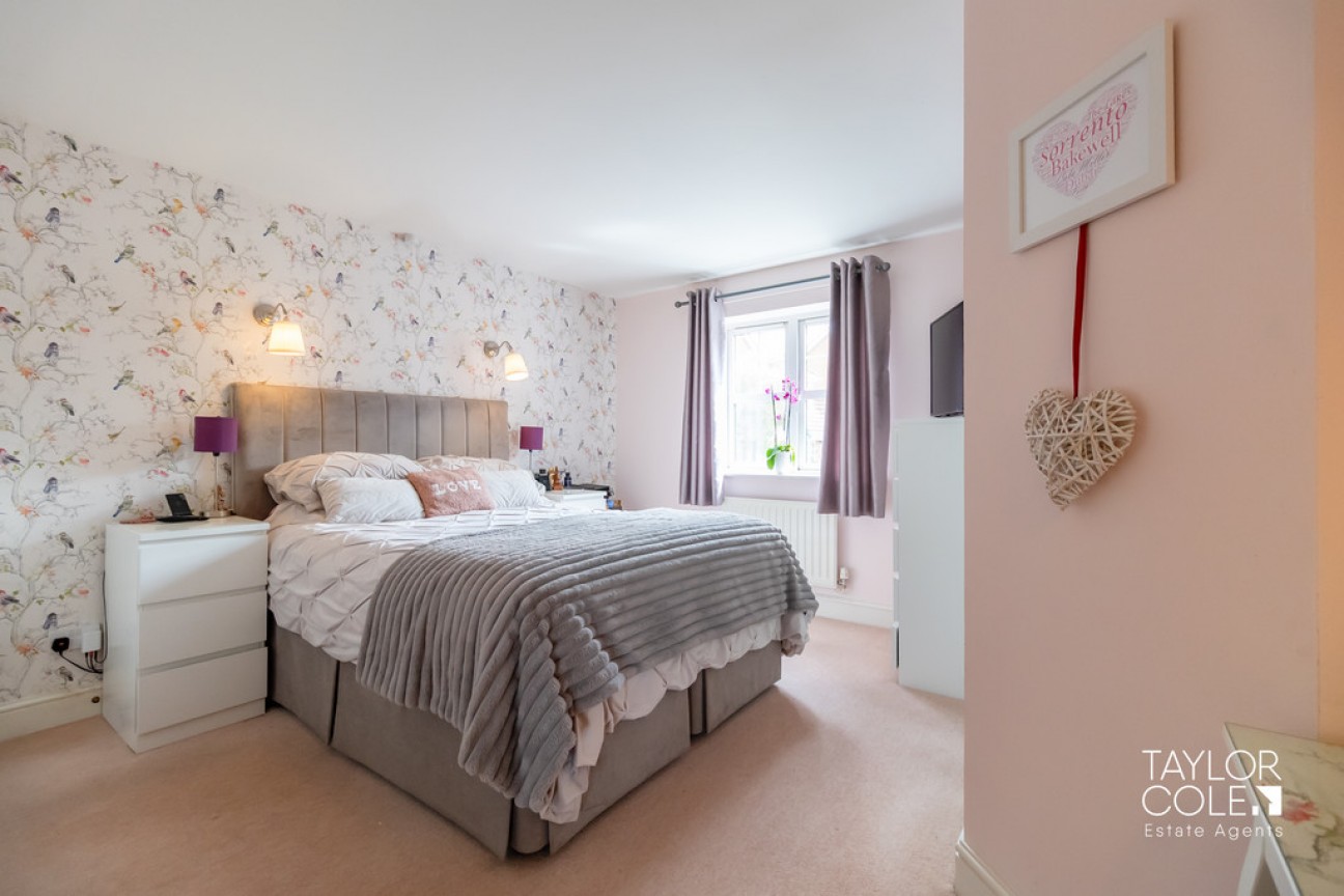 Kensington Drive, Tamworth