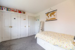 Kensington Drive, Tamworth