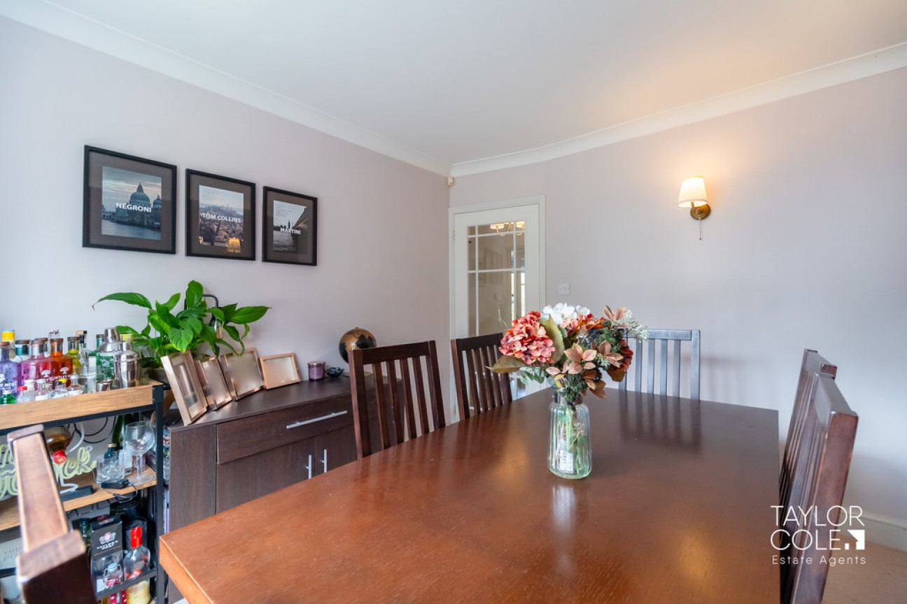 Kensington Drive, Tamworth