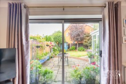 Kensington Drive, Tamworth