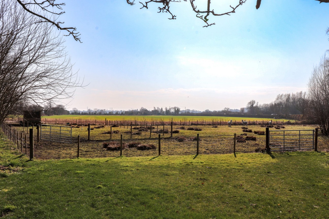Elford Road, Elford