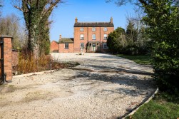 Elford Road, Elford