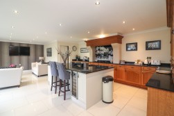 Morpeth, Dosthill