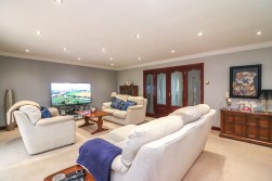 Morpeth, Dosthill