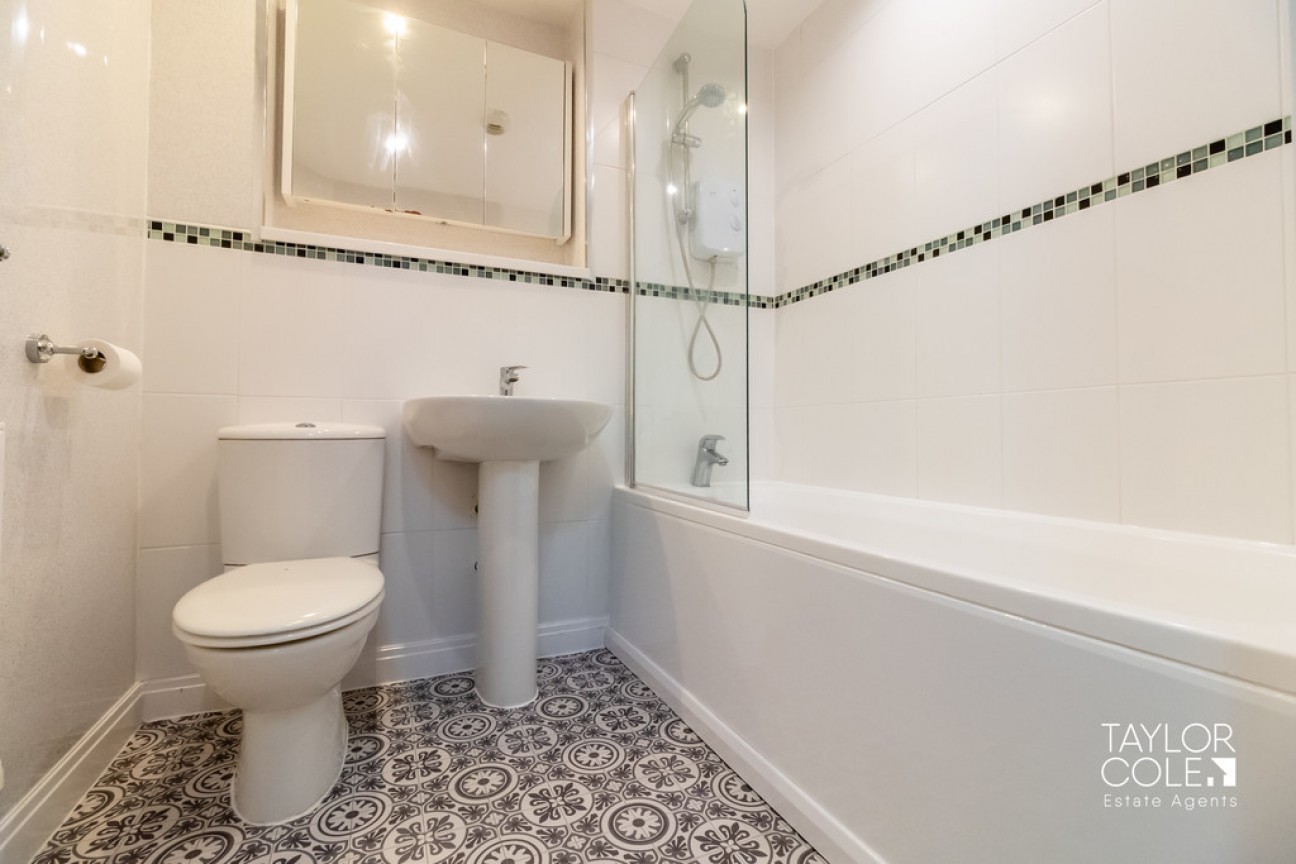 2 Quarry court, Quarry Hill