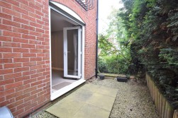 2 Quarry court, Quarry Hill