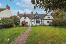 The Green, Amington