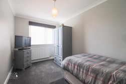 Rosebery Road, Dosthill