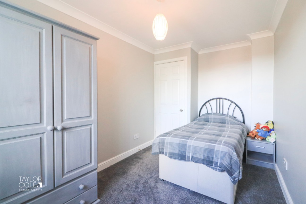 Rosebery Road, Dosthill