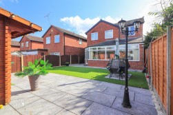 Rosebery Road, Dosthill