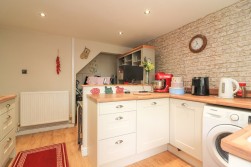 Wigford Road, Dosthill