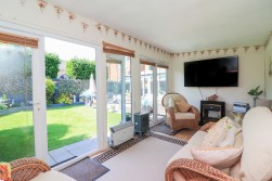 Field Close, Kettlebrook