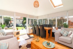 Field Close, Kettlebrook