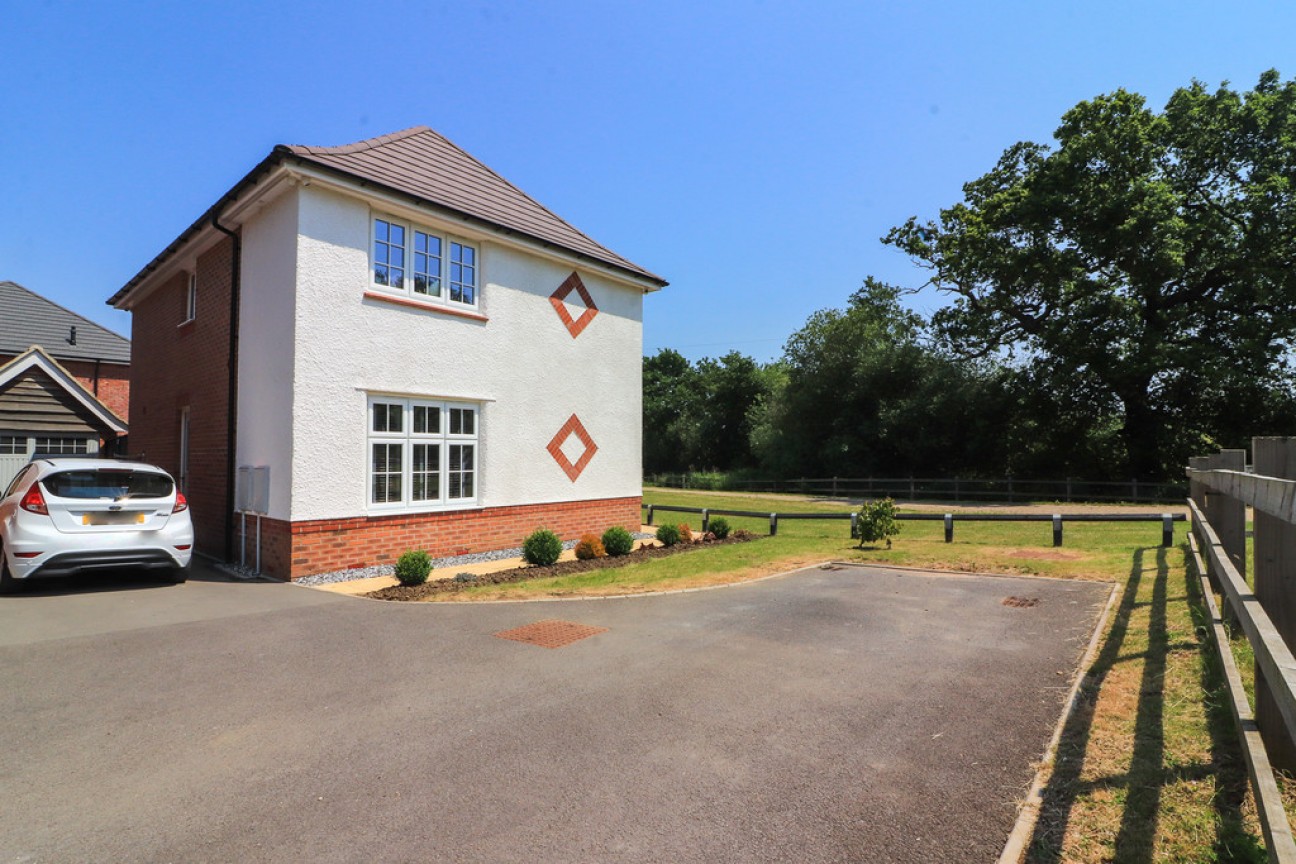 Ellastone Way, Amington