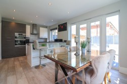 Ellastone Way, Amington
