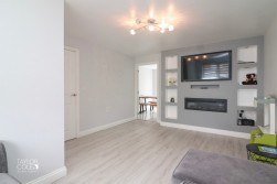 Longbourn Crescent, Tamworth