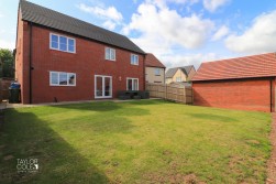 Fisher Close, Tamworth