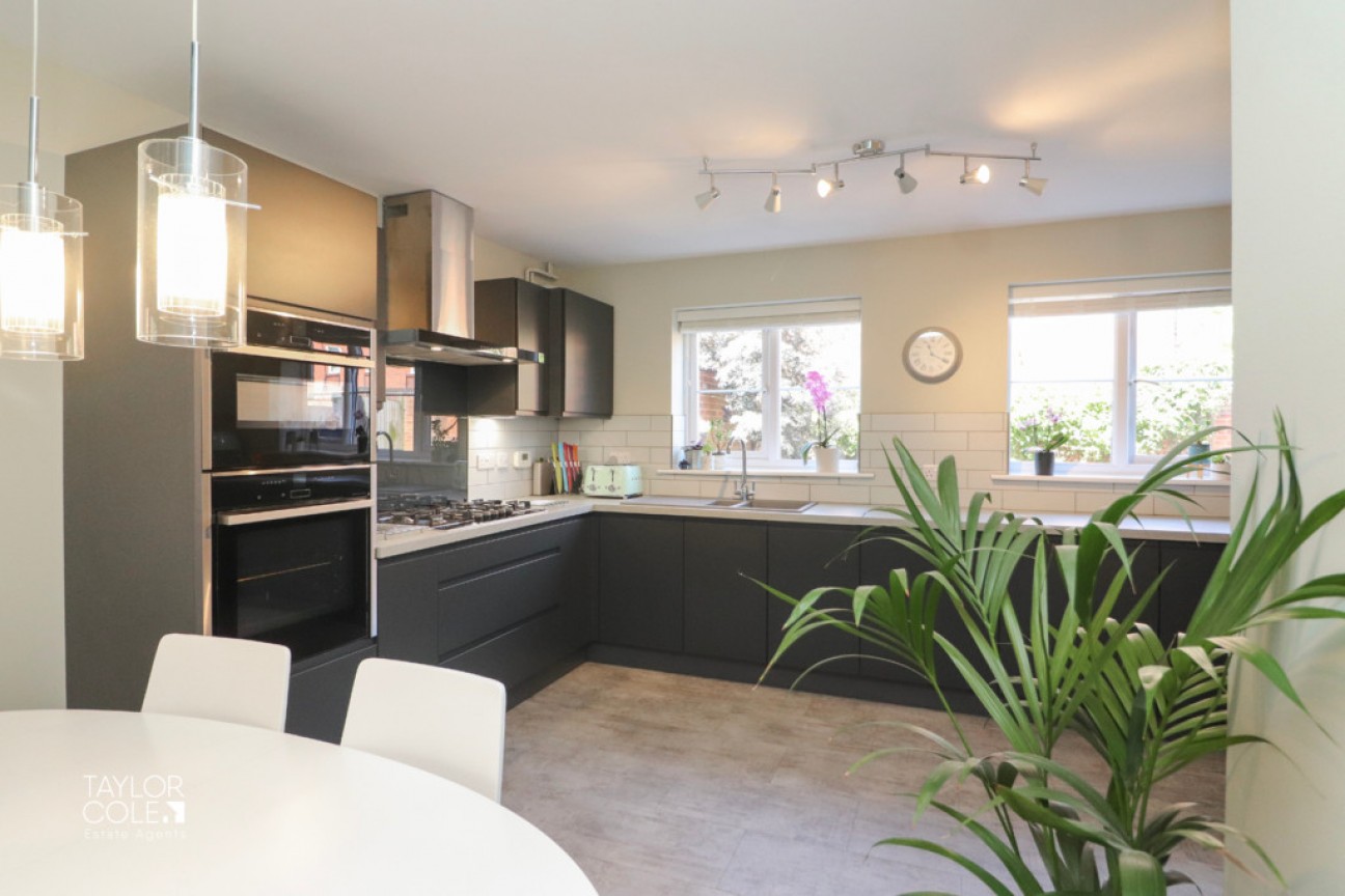 Valley Drive, Wilnecote