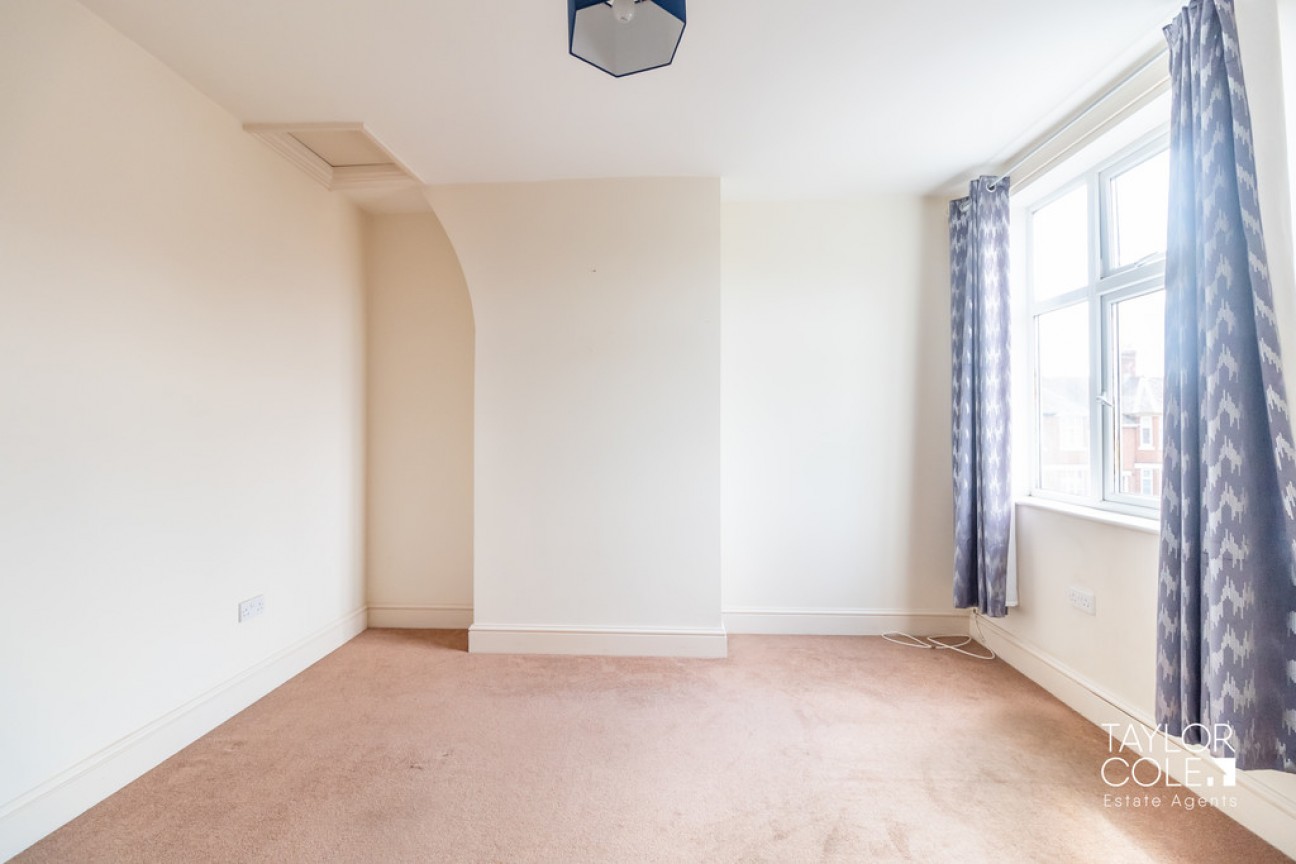 Cross Street, Tamworth