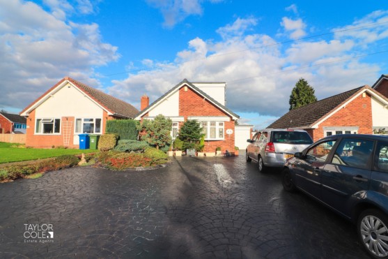 Wigford Road, Dosthill