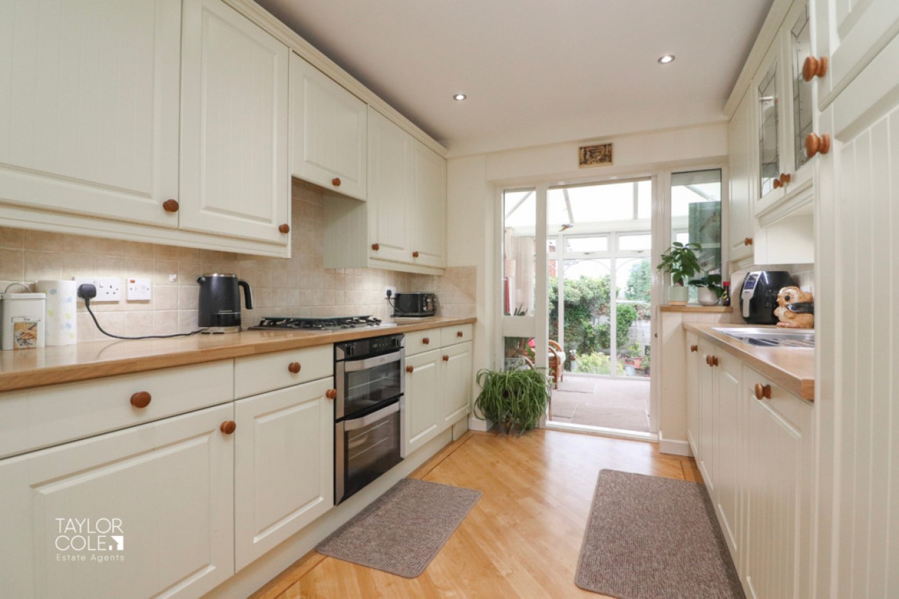 Wigford Road, Dosthill