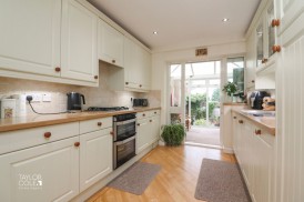 Wigford Road, Dosthill