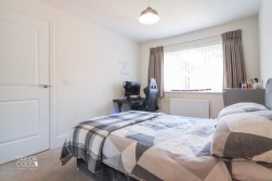 Florence Drive, Amington