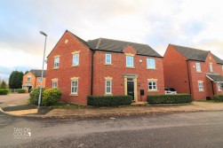 Croft Close, Two Gates