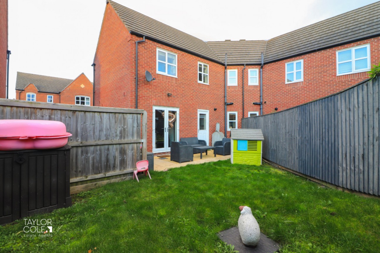 Croft Close, Two Gates