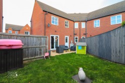 Croft Close, Two Gates