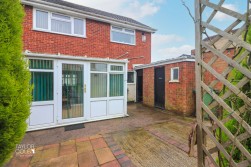 St. Marys Way, Amington