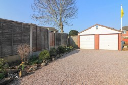 Sycamore Road, Kingsbury