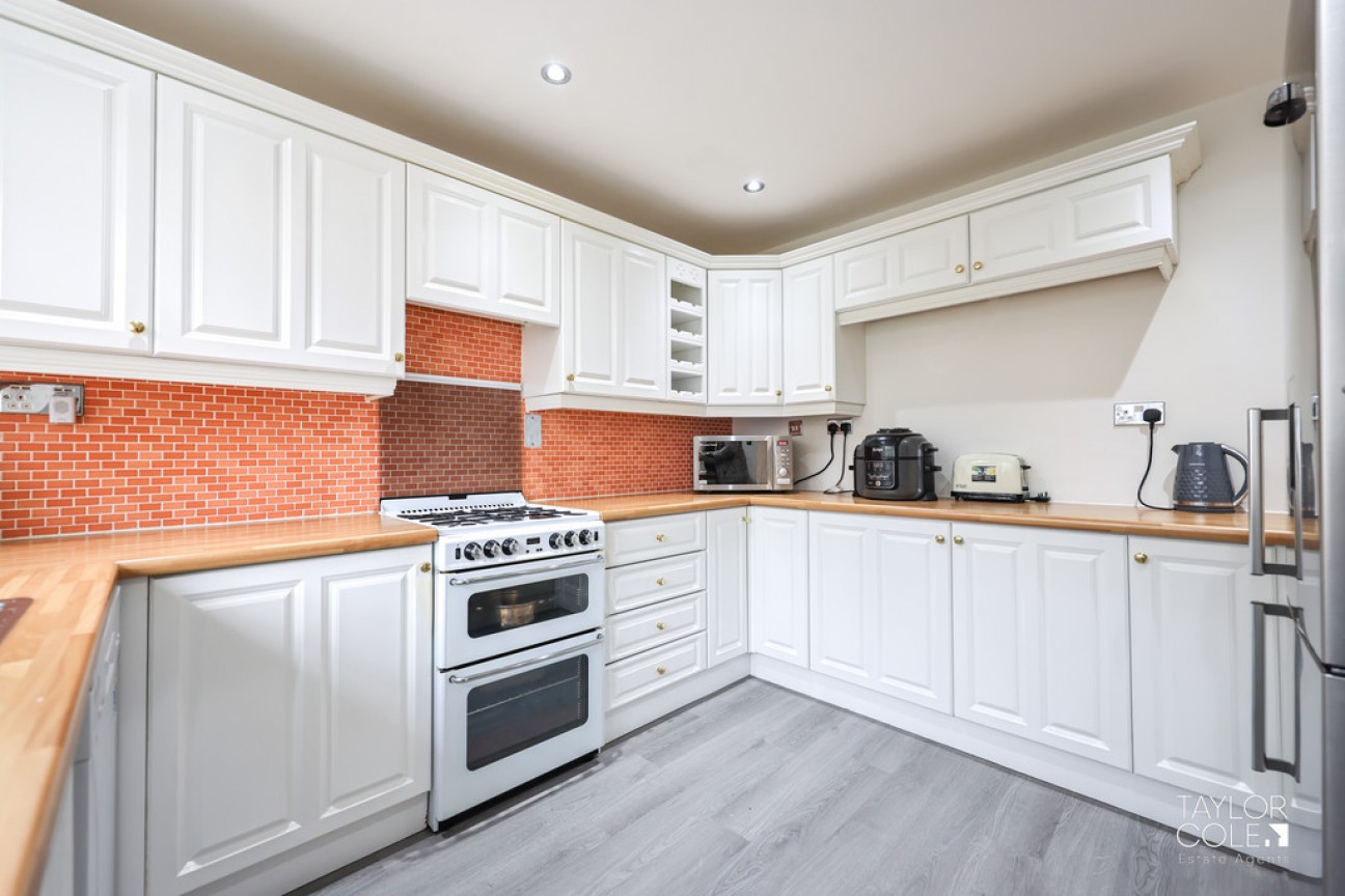 Mercia Close, Coton Green