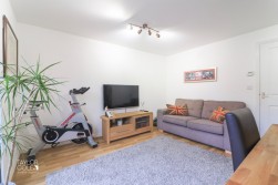 Grinham Avenue, Polesworth