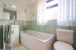 Ashleigh Drive, Belgrave
