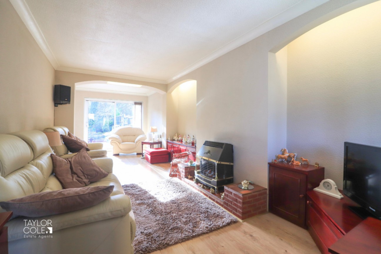 Ashleigh Drive, Belgrave