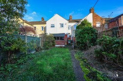Cross Street, Kettlebrook