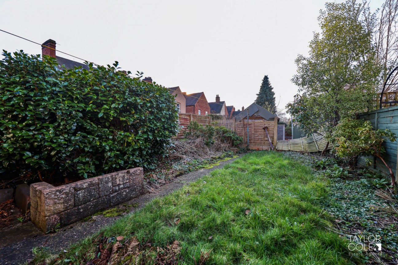Cross Street, Kettlebrook