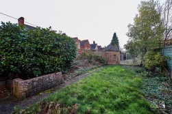 Cross Street, Kettlebrook