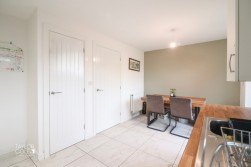 Meadow Way, Barley Fields