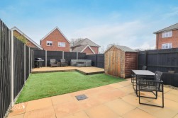 Essington Close, Amington