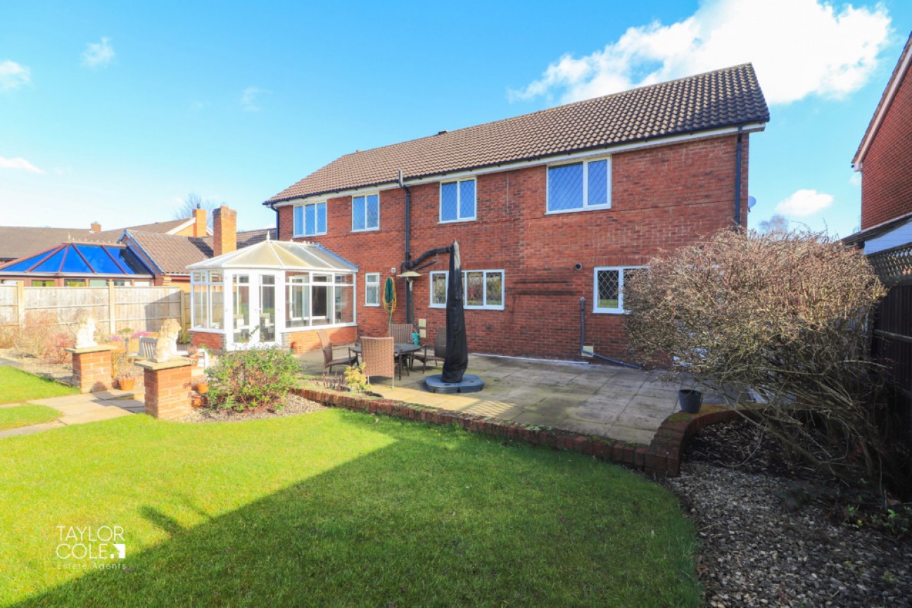 Chandlers Drive, Amington
