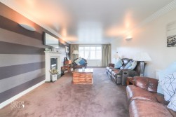 Chandlers Drive, Amington