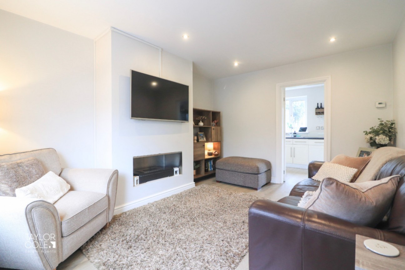Tamworth Road, Dosthill